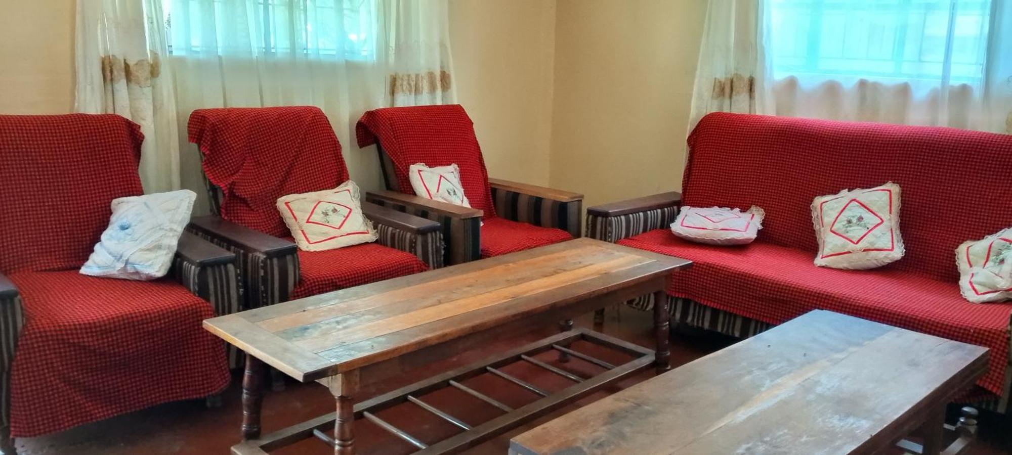 Greenfield -full Board Homestay Oloitokitok