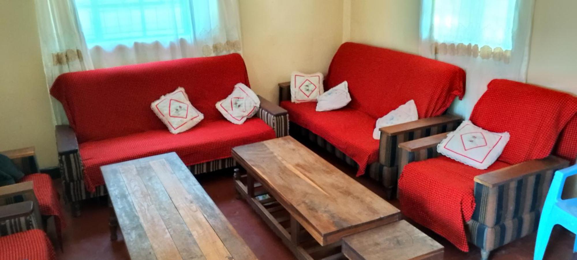 Homestay Greenfield -full Board Oloitokitok